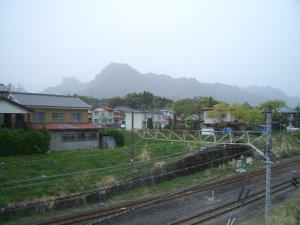 松井田駅から妙義を望む