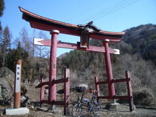 赤鳥居