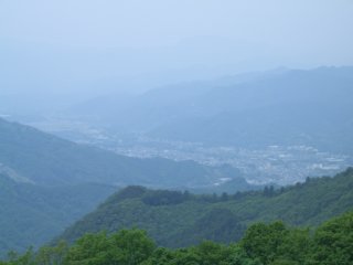 釜伏峠へ
